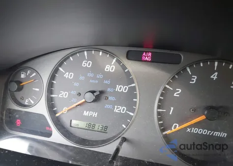 2000 Nissan Sentra Base from USA, damaged, VIN 3N1CB51DXYL353188